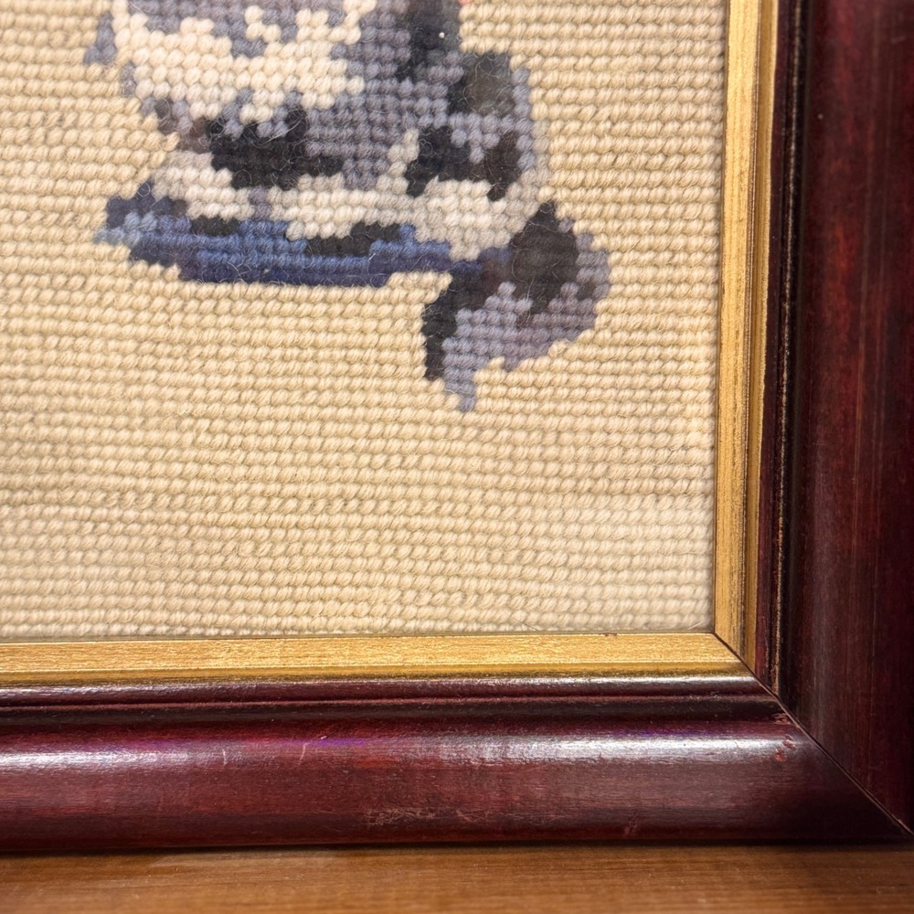 Vintage Framed Needlepoint Art Grey Kitten with Pink Bow Wood Gold Frame - Picture 5 of 7